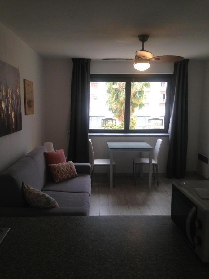 Floreva Apartment Nisa Exterior foto