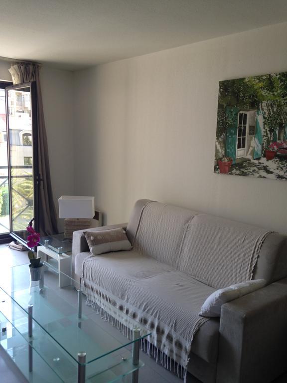 Floreva Apartment Nisa Exterior foto